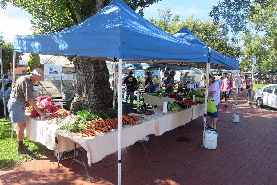 Victor Harbor Farmers Market image