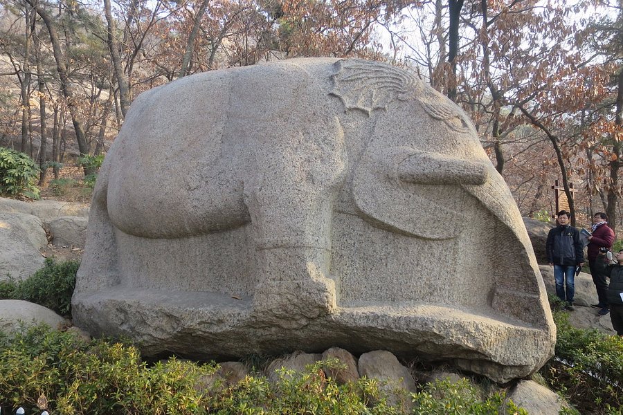 Kongwangshan Carved Stone image