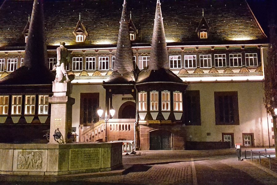Historisches Rathaus Einbeck image