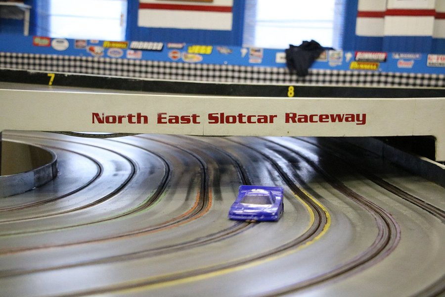 Slot Car Raceway image