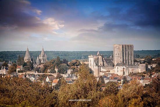 Royal City of Loches image