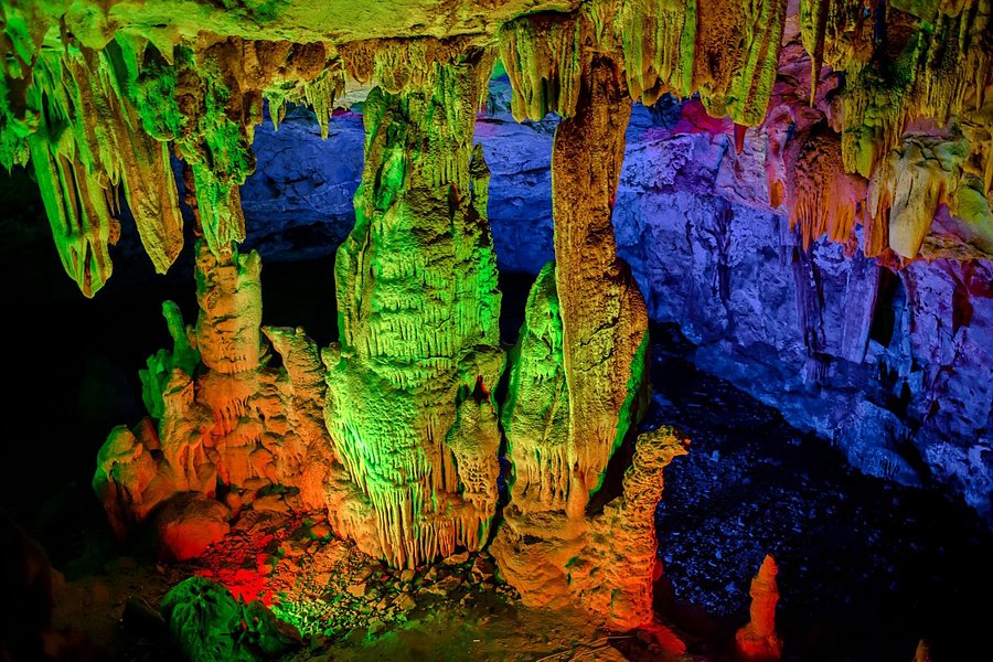 Yiling Cave Scenic Resort of Nanning image