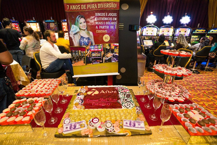 Casino Del Este image