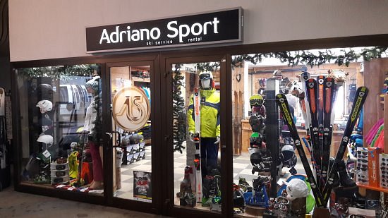 Adriano Sport image