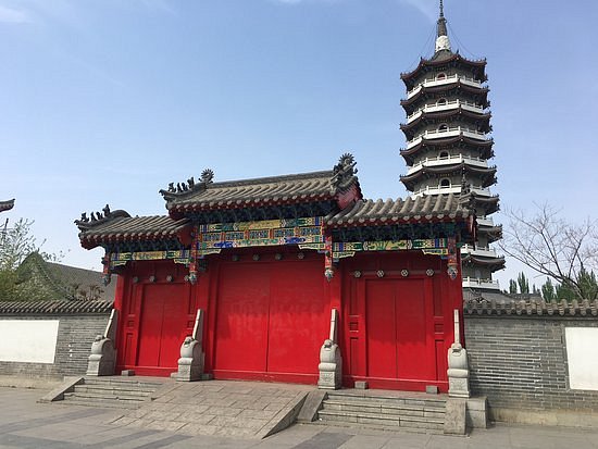 Yingkou Lengyan Temple image