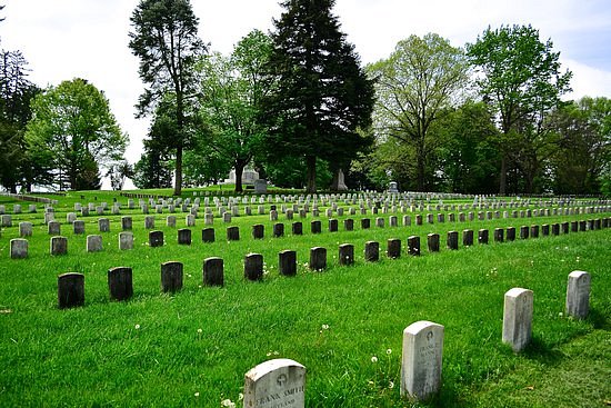 Antietam National Cemetery image