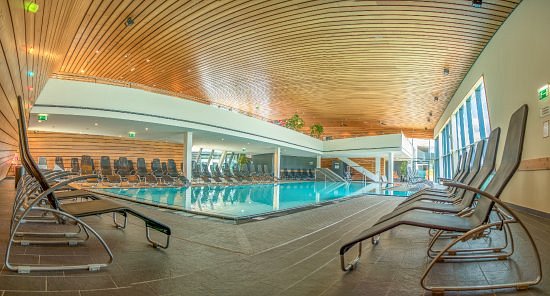 Therme Aqualux image