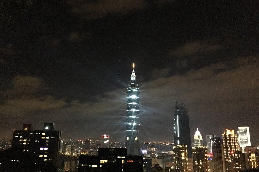 Taipei 101 Countdown Fireworks image