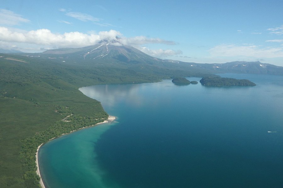 Kurile Lake image