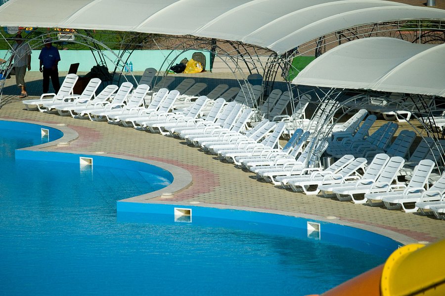 Aquapark in Ochakov image