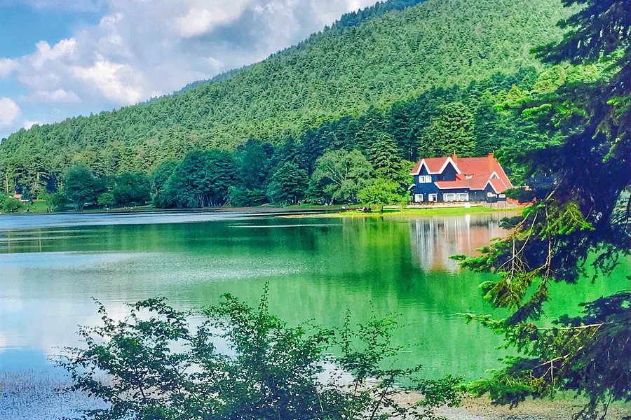 Lake Golcuk image