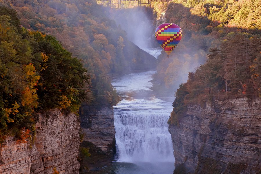 Genesee Falls Balloon image