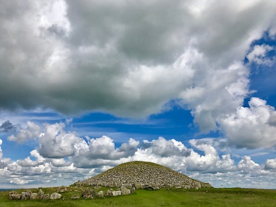 Loughcrew Cairns image
