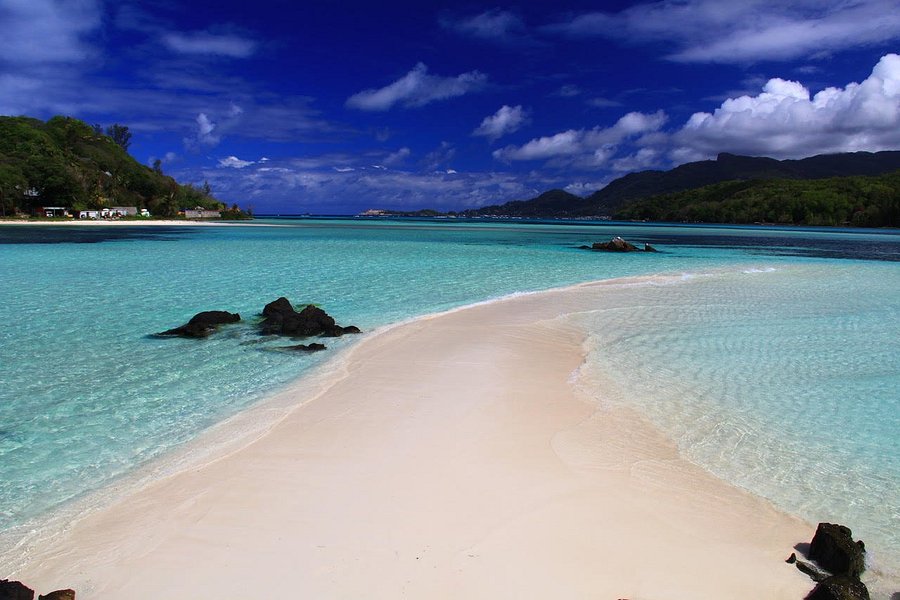 Seychelles Taxi Touring image