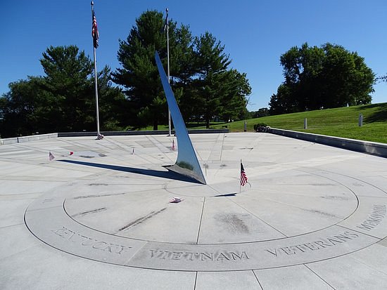 Kentucky Vietnam Veterans Memorial image