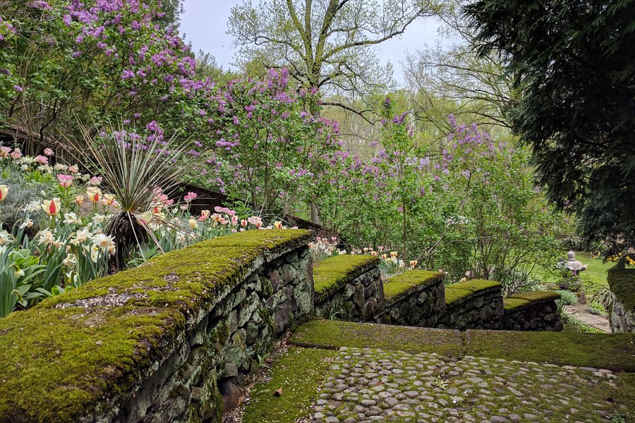 Greenwood Gardens image