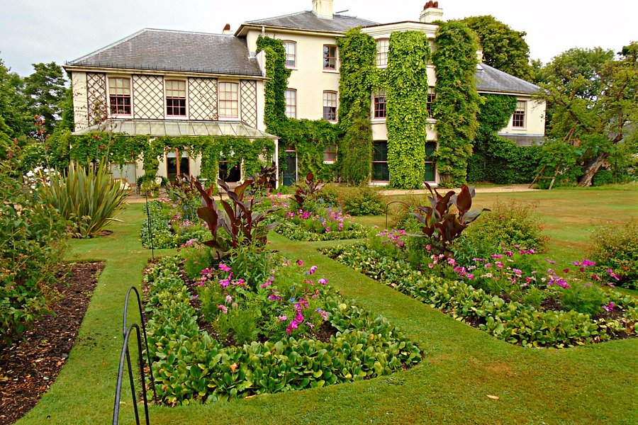 Home of Charles Darwin Down House image