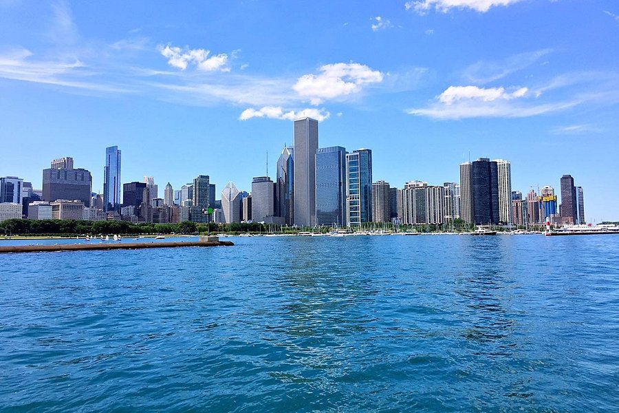 Chicago Skyline image