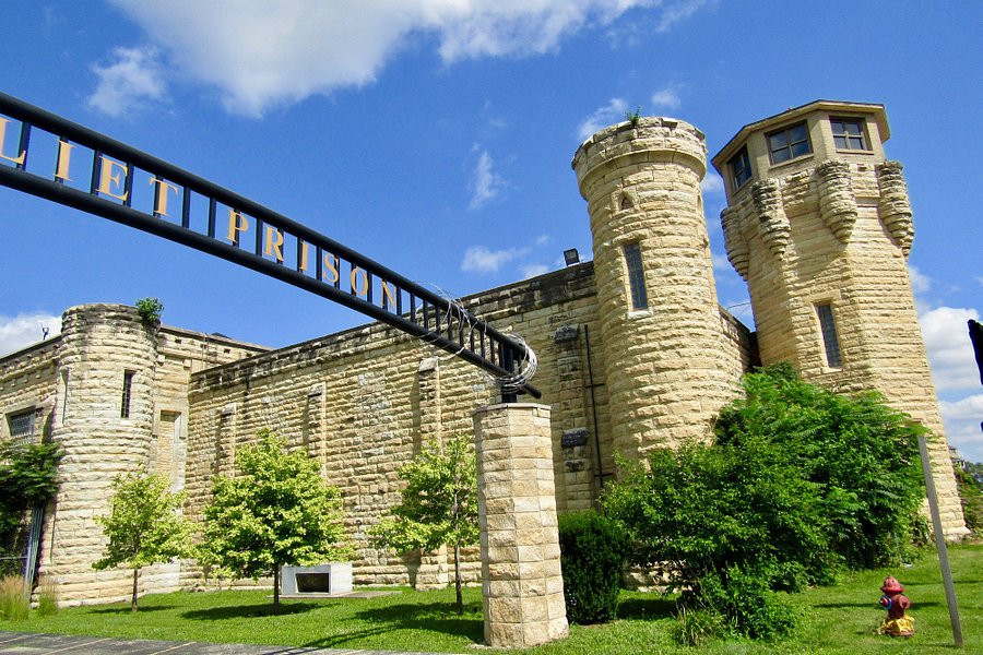 Old Joliet Prison image