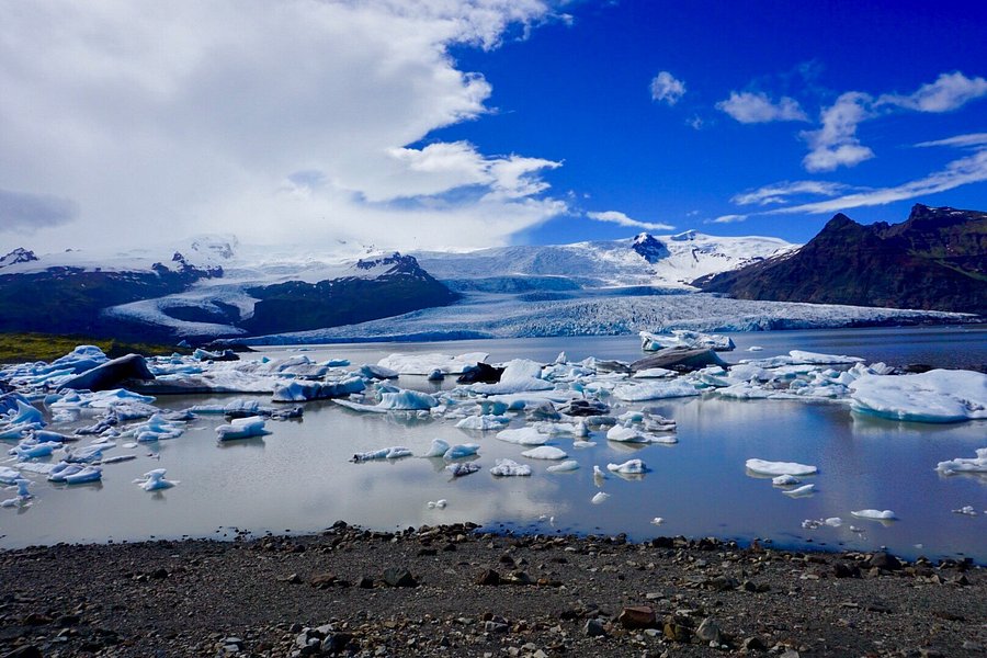 Fjallsarlon Iceberg Lagoon image
