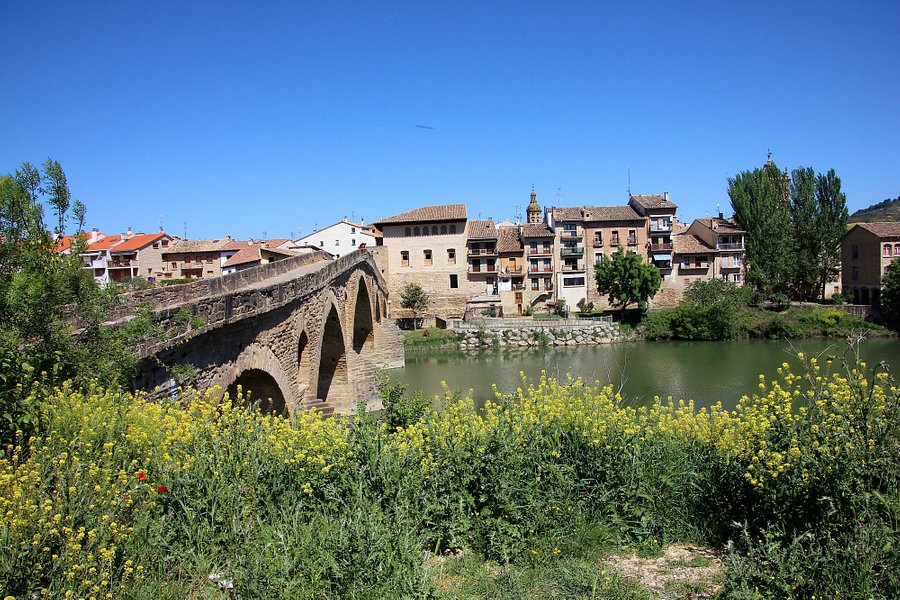 Puente Romanico image