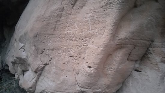 Petroglifos de Pitaya image