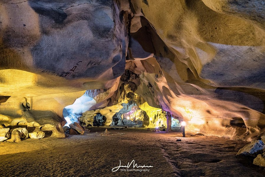 Orlova Chuka Cave image