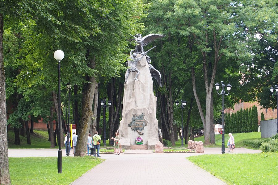 Monument Grateful Russia to the Heroes of 1812 image