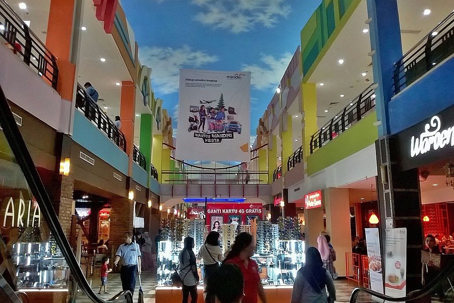Manado Town Square image