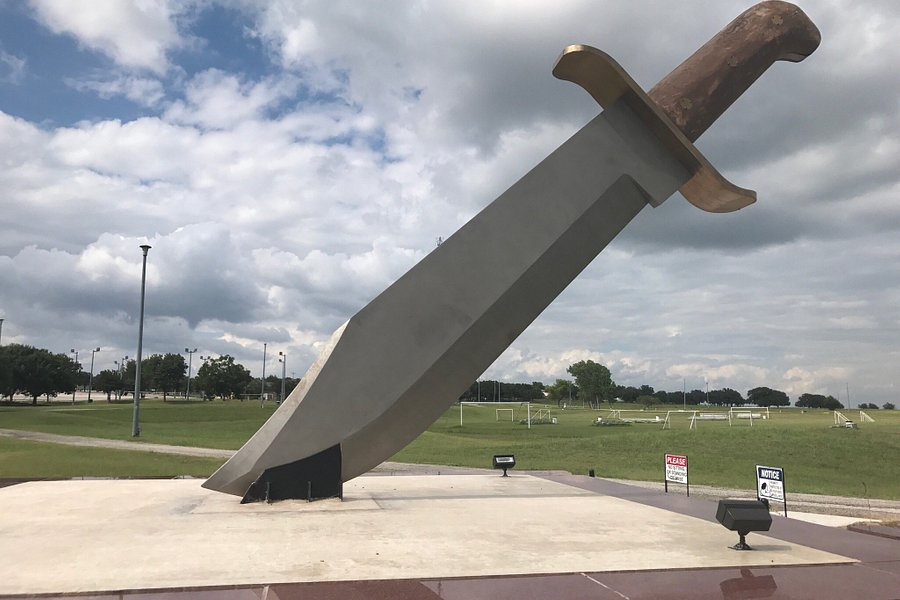 Worlds Largest Bowie Knife image