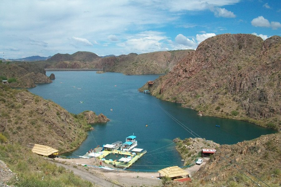 Los Reyunos Dam image