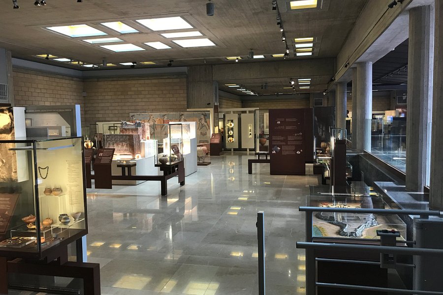 Archaeological Museum of Thebes image