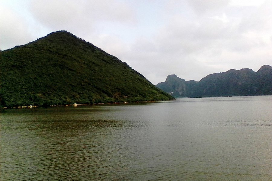 Dong Thai Lake image