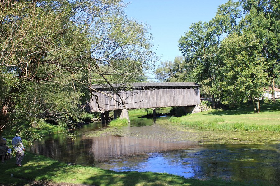 Cedarburg Covered Bridge image