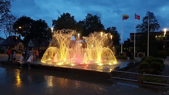 Musical fountain image