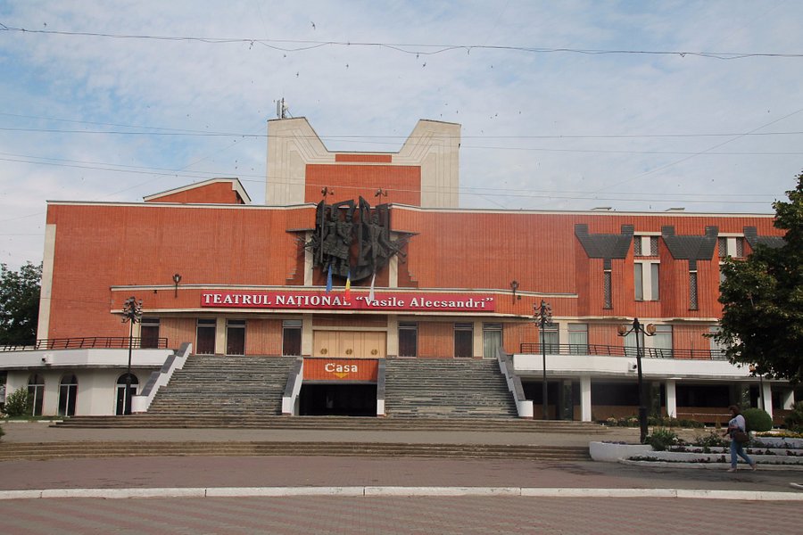 Vasile Alecsandri Square image