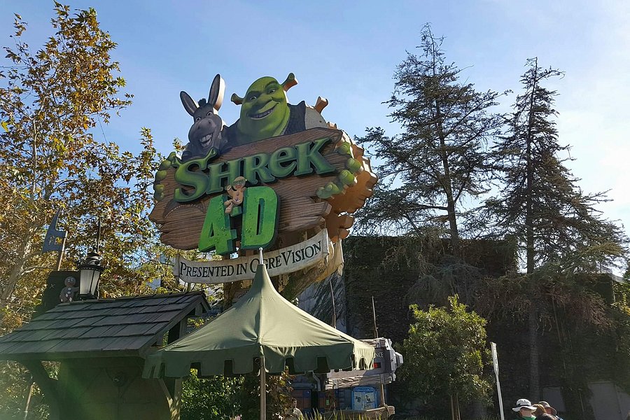 Shrek 4-D image