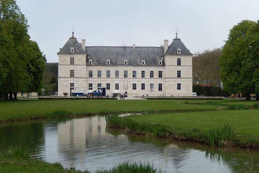 Chateau Ancy-le Franc image
