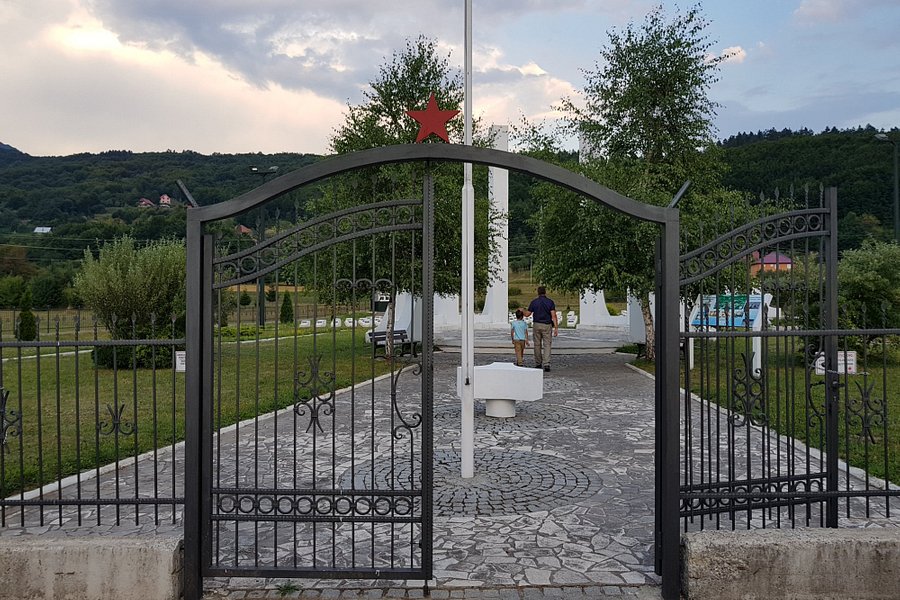 Partisan Memorial Cemetery at Breza image