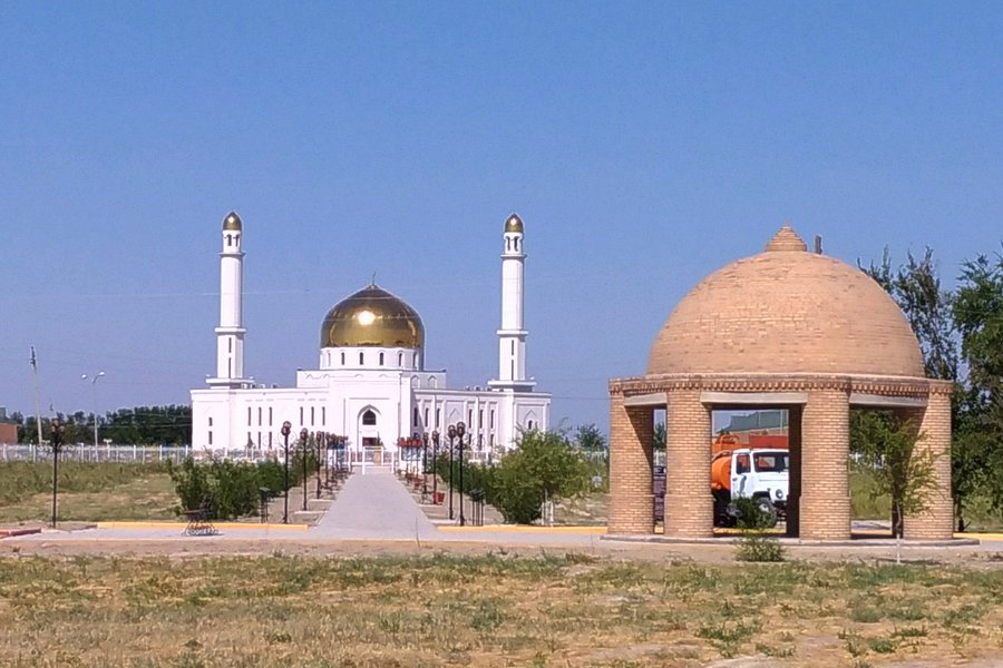 Arystan Bab Mausoleum image