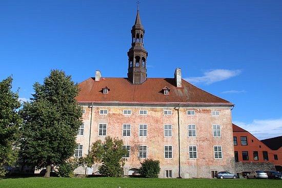 Narva Town Hall image