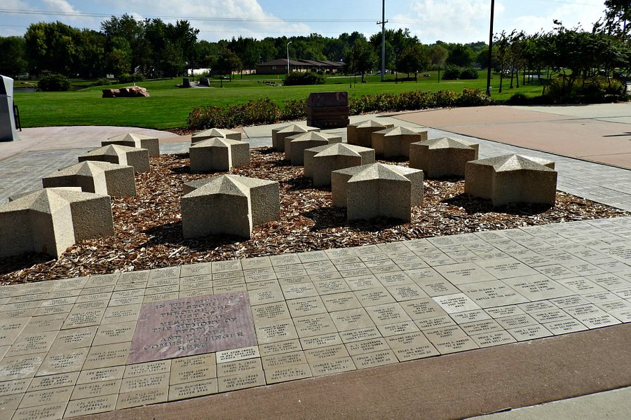 Veterans' Memorial Park image