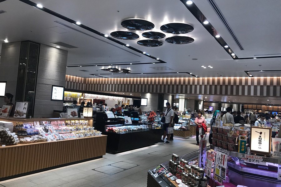 Kanazawa Hyakubangai Shopping Center image