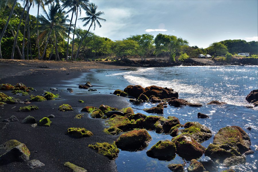 Punalu'u Black Sand beach image