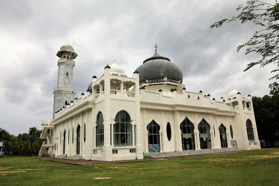 Rahmatullah Mosque image