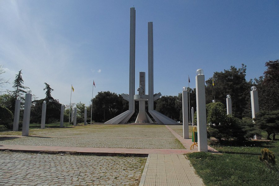 Lozan Anıtı image