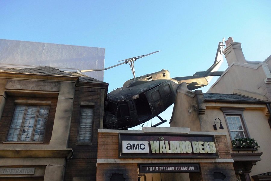 The Walking Dead Attraction image