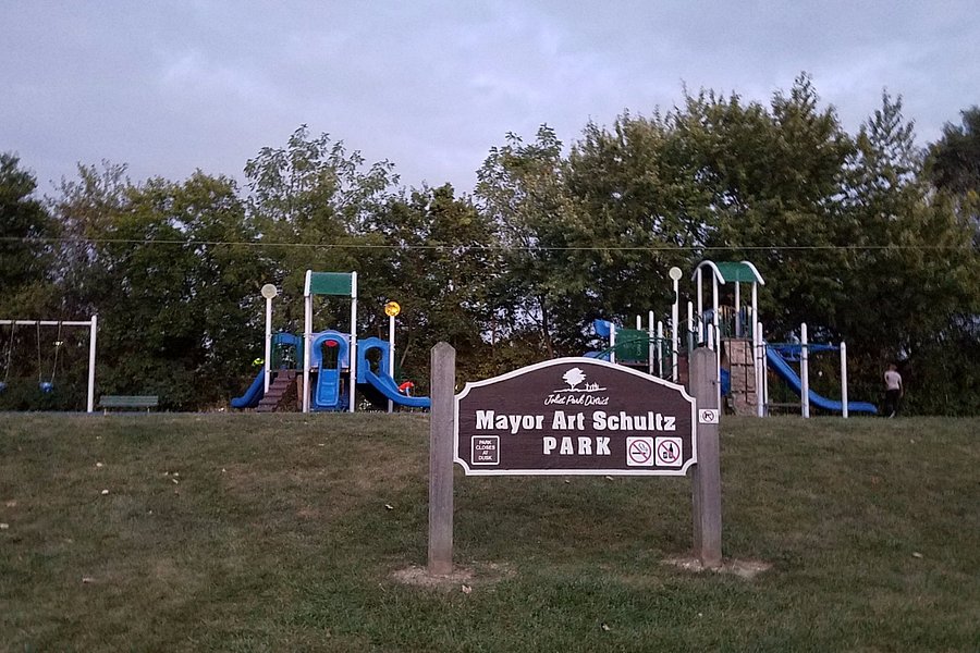 Mayor Art Schultz Park image