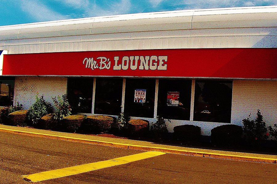 Mr. B's Lounge image