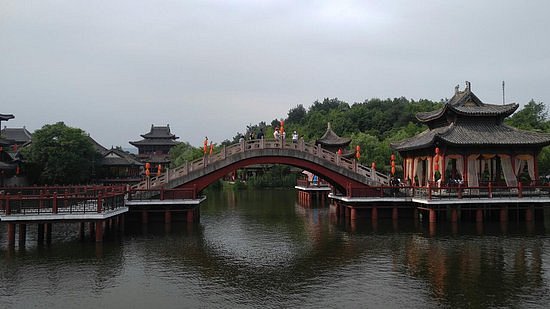 Hengdian Riverside Scene at the Pure Moon Festival image